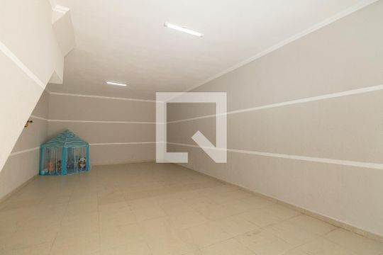 Garagem de casa de condomínio à venda com 2 quartos, 113m² em Vila Granada, São Paulo
