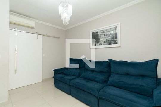 Sala de casa de condomínio à venda com 2 quartos, 113m² em Vila Granada, São Paulo
