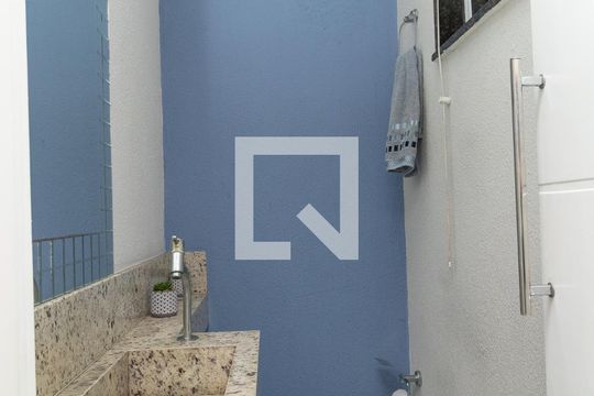 Lavabo de casa de condomínio à venda com 2 quartos, 113m² em Vila Granada, São Paulo