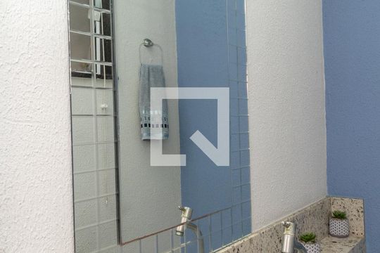 Lavabo de casa de condomínio à venda com 2 quartos, 113m² em Vila Granada, São Paulo
