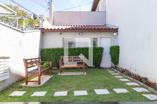 Área comum de casa de condomínio à venda com 2 quartos, 113m² em Vila Granada, São Paulo