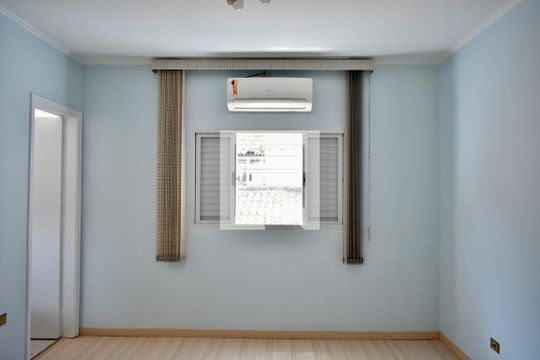 Suíte 2 de casa à venda com 3 quartos, 243m² em Mirandópolis, São Paulo