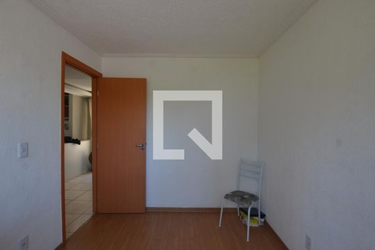 Quarto 2 de apartamento para alugar com 2 quartos, 43m² em Cosmos, Rio de Janeiro