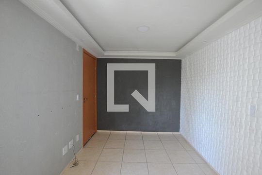 Apartamento para alugar com 2 quartos, 43m² em Cosmos, Rio de Janeiro