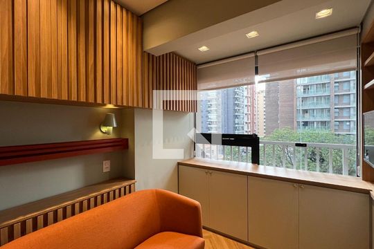 Sala  de kitnet/studio à venda com 1 quarto, 23m² em Pinheiros, São Paulo