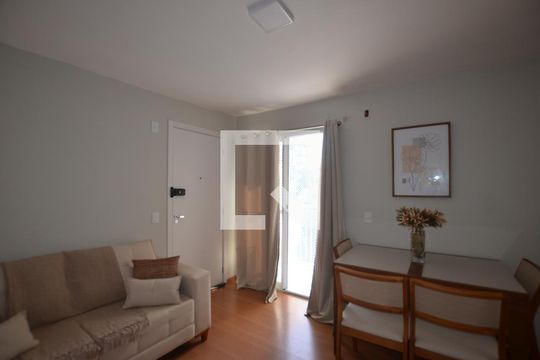 Sala de apartamento à venda com 2 quartos, 44m² em Campo Grande, Rio de Janeiro