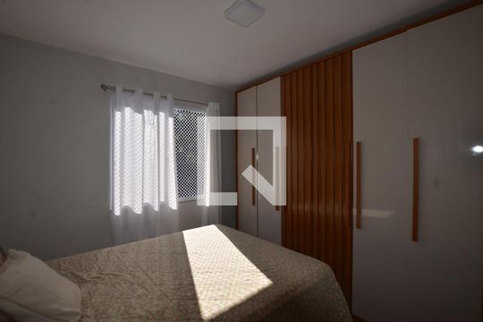 Quarto 1 de apartamento à venda com 2 quartos, 44m² em Campo Grande, Rio de Janeiro