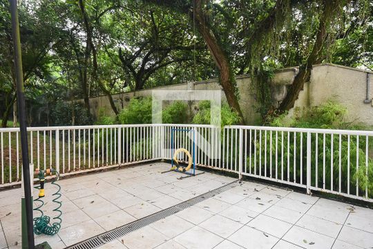 Espaço Pet de apartamento para alugar com 2 quartos, 55m² em Vila Andrade, São Paulo