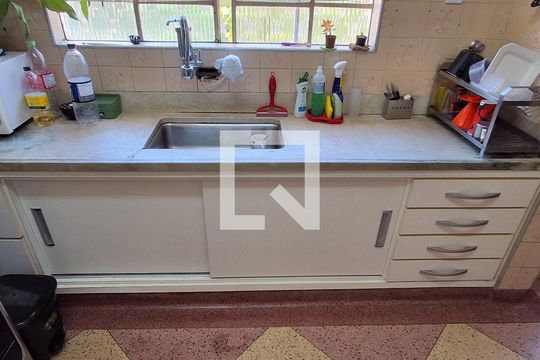 Cozinha de casa à venda com 2 quartos, 400m² em Barcelona, São Caetano do Sul
