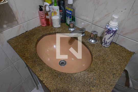 Casa 1 - Suíte de casa à venda com 6 quartos, 230m² em Vila Madalena, São Paulo