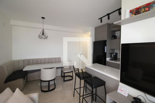 Sala / Cozinha de apartamento à venda com 2 quartos, 64m² em Parada Inglesa, São Paulo