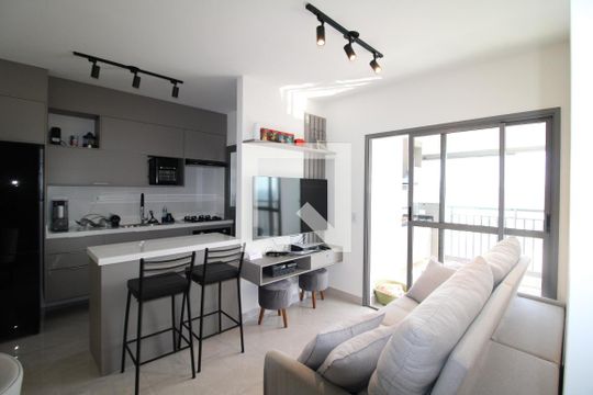 Sala / Cozinha de apartamento à venda com 2 quartos, 64m² em Parada Inglesa, São Paulo