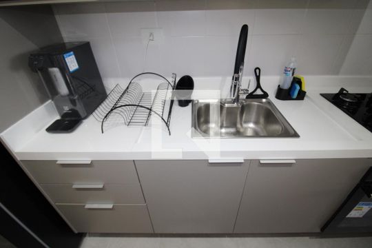 Sala / Cozinha de apartamento à venda com 2 quartos, 64m² em Parada Inglesa, São Paulo