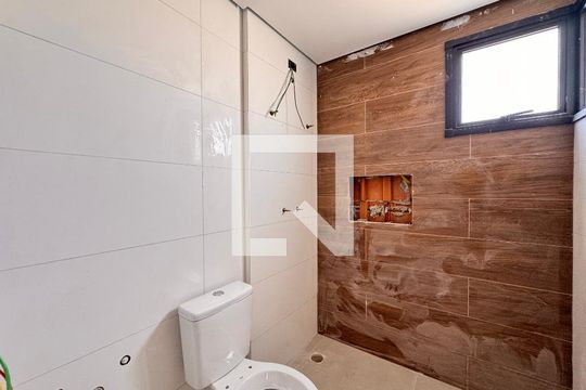 Banheiro da Suíte de apartamento para alugar com 3 quartos, 85m² em Paraíso, Santo André