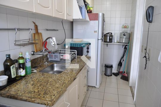 Cozinha de apartamento à venda com 2 quartos, 72m² em Cachambi, Rio de Janeiro