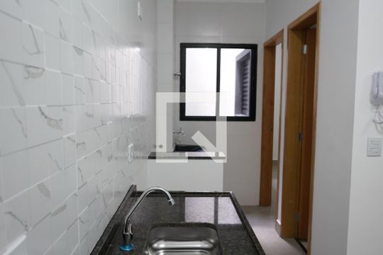 Cozinha de apartamento à venda com 1 quarto, 27m² em Vila Invernada, São Paulo