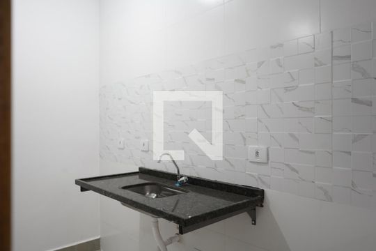 Cozinha de apartamento à venda com 1 quarto, 27m² em Vila Invernada, São Paulo