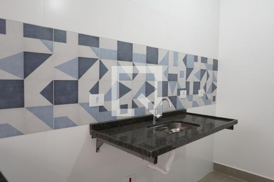 Cozinha de apartamento à venda com 1 quarto, 27m² em Vila Invernada, São Paulo