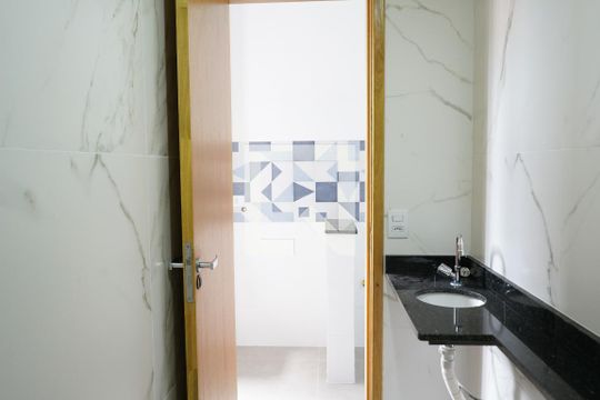 Banheiro de apartamento à venda com 1 quarto, 27m² em Vila Invernada, São Paulo