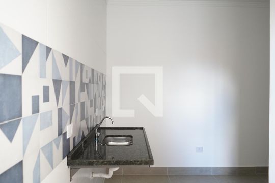 Cozinha de apartamento à venda com 1 quarto, 27m² em Vila Invernada, São Paulo