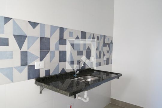 Cozinha de apartamento à venda com 1 quarto, 27m² em Vila Invernada, São Paulo
