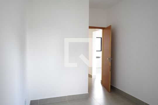 Quarto 1 de apartamento à venda com 2 quartos, 48m² em Vila Invernada, São Paulo