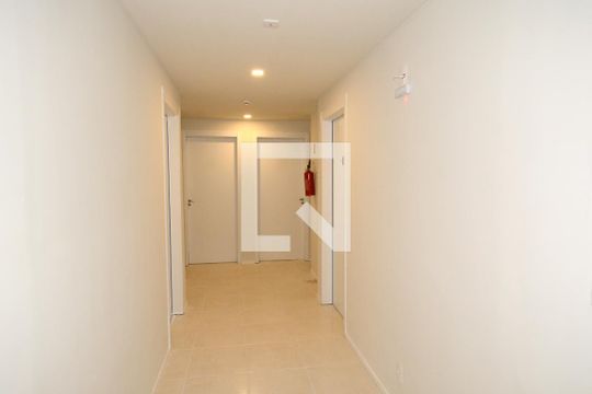 Hall de entrada de apartamento para alugar com 2 quartos, 40m² em Socorro, São Paulo