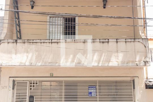 Fachada de casa à venda com 3 quartos, 134m² em Penha de França, São Paulo