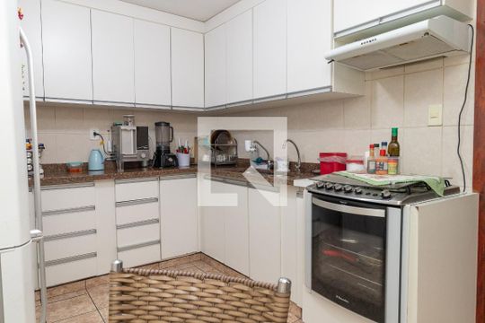 Cozinha de casa à venda com 3 quartos, 134m² em Penha de França, São Paulo