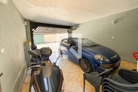 Garagem de casa à venda com 3 quartos, 150m² em Vila Mariana, São Paulo
