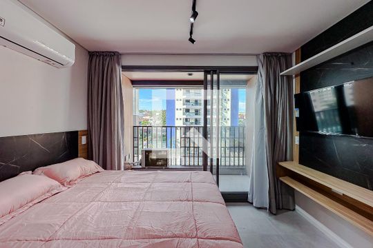 Sala de kitnet/studio para alugar com 1 quarto, 25m² em Vila Regente Feijó, São Paulo