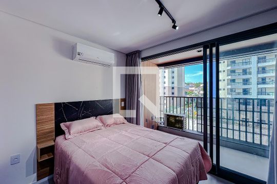 Kitnet/Studio para alugar com 1 quarto, 25m² em Vila Regente Feijó, São Paulo