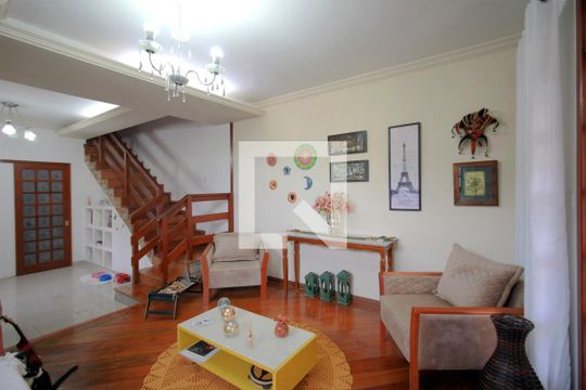 Sala de casa à venda com 4 quartos, 316m² em Renascença, Belo Horizonte