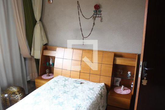 Quarto 2 de casa à venda com 3 quartos, 360m² em Califórnia, Belo Horizonte