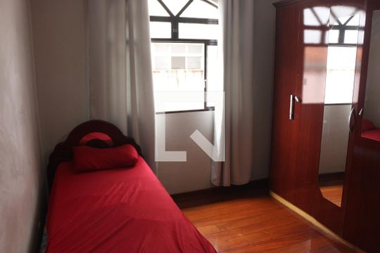 Casa 2 Quarto 1 de casa à venda com 3 quartos, 360m² em Califórnia, Belo Horizonte
