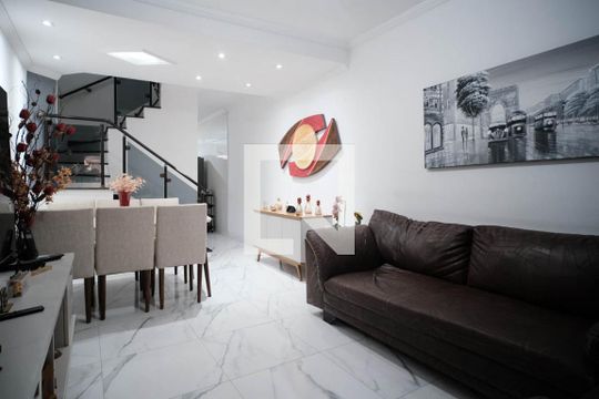 Sala de casa à venda com 2 quartos, 170m² em Vila Guilhermina, São Paulo