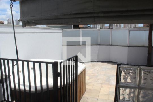 Área de Serviço de casa de condomínio para alugar com 3 quartos, 200m² em Vila Mariza Mazzei, São Paulo