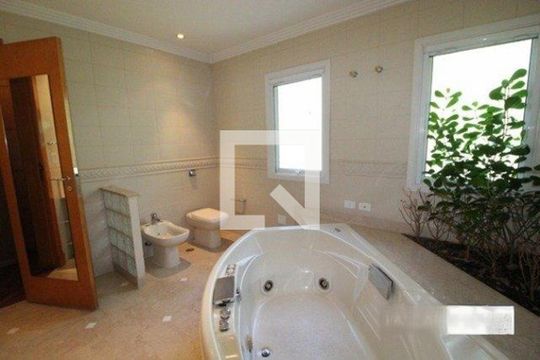 Casa de Condomínio para alugar com 4 quartos, 650m² em Super Quadra Morumbi, São Paulo