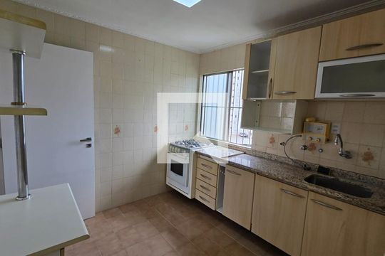 Apartamento à venda com 3 quartos, 60m² em Jardim Iris, São Paulo
