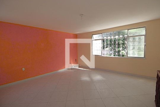 Casa para alugar com 2 quartos, 95m² em Piedade, Rio de Janeiro