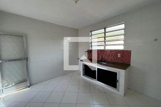 Cozinha de casa para alugar com 2 quartos, 95m² em Piedade, Rio de Janeiro