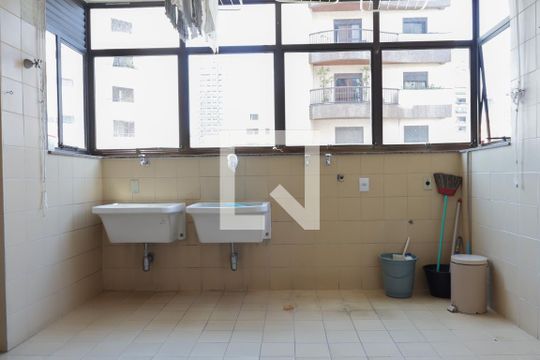 Lavanderia de apartamento à venda com 5 quartos, 330m² em Indianópolis, São Paulo