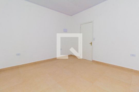 Quarto 1 de casa para alugar com 1 quarto, 40m² em Vila Dalila, São Paulo
