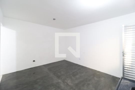 Studio de casa para alugar com 1 quarto, 30m² em Vila Irmaos Arnoni, São Paulo