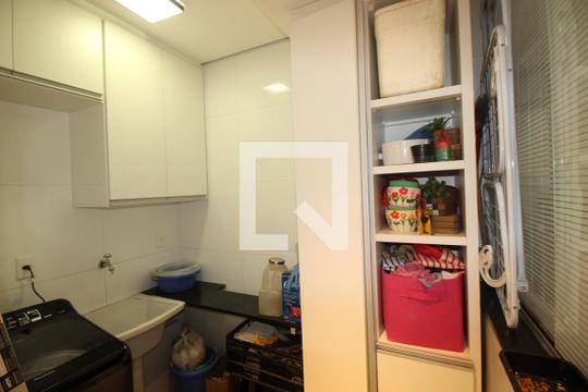 Área de serviço de apartamento à venda com 3 quartos, 133m² em Serra, Belo Horizonte