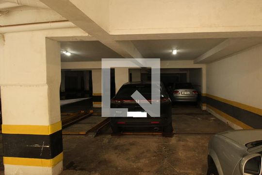 Vaga de garagem de apartamento à venda com 3 quartos, 133m² em Serra, Belo Horizonte