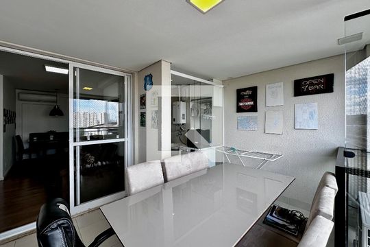 Varanda de apartamento à venda com 2 quartos, 68m² em Santo Amaro, São Paulo