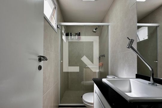 Banheiro Suíte de apartamento à venda com 2 quartos, 68m² em Santo Amaro, São Paulo