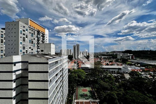 Vista de apartamento à venda com 2 quartos, 68m² em Santo Amaro, São Paulo