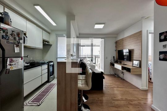 Apartamento à venda com 2 quartos, 68m² em Santo Amaro, São Paulo